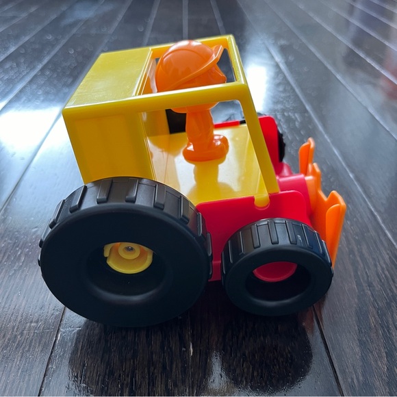 Learning Resources Construction Crew 123 Build It! - Picture 5 of 12